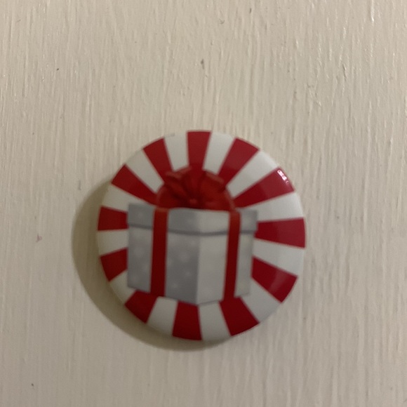 🎄Funny Christmas Buttons - 22 Pieces🎄 - Picture 14 of 16